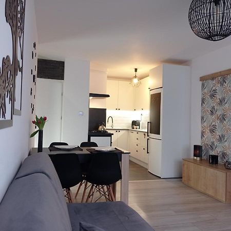 Apartament Rodzinny Domino - Plaza Jelitkowo - Ergo Arena - Azw Gdańsk Extérieur photo